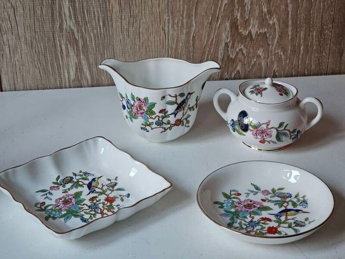 Aynsley PEMBROKE Collection