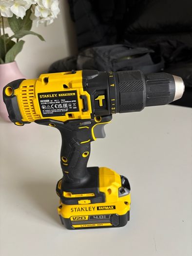 Drill Stanley with battery