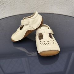 Price reduced! First baby shoes Clarks leather