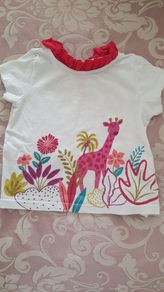 girl top/tshirt