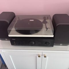 Turntable, Amp & Speakers