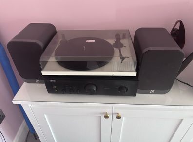 Turntable, Amp & Speakers