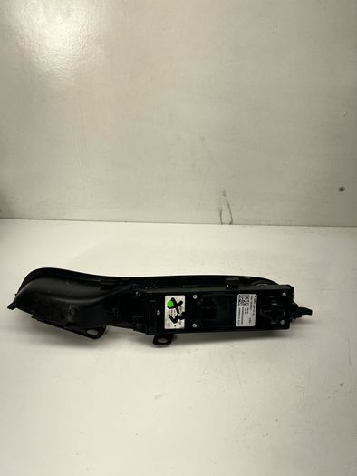 2014 Ford Focus Mk3 5dr Fornt Driver Side Window Switch Am5t-14a132-ca A2l11b6s