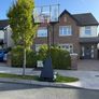 Basketball hoop only 6 months old Image 5