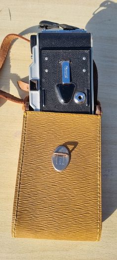 Coronet Rapide Vintage Folding Bellows 120 Film Camera with Case