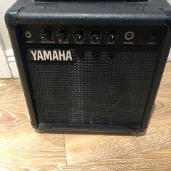 Yamaha Guitar Amp HY-10GIII 25 Watt