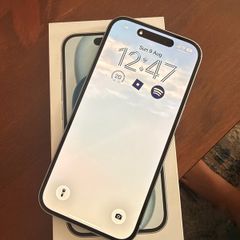 IPhone 15 Blue