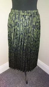Molly Bracken pleated skirt