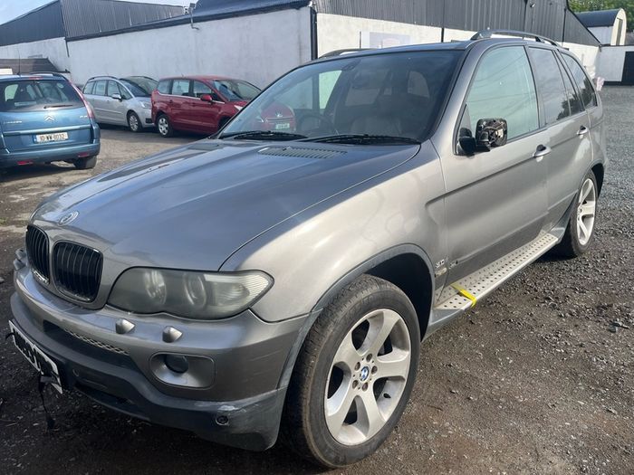 Bmw X5 - Parts