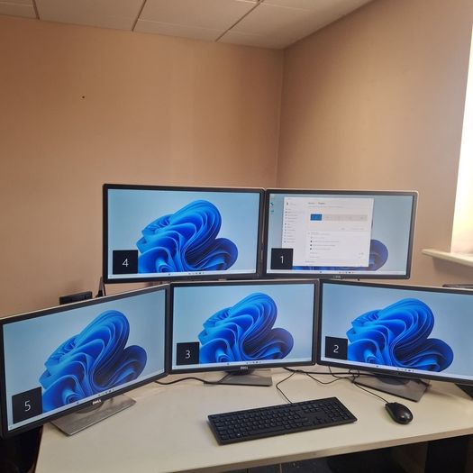 HP ProDesk 400 G5 MT Intel i7-8700 | Quadro P2000 5GB | Supports 5 Monitors | Powerful Multi-Display Setup