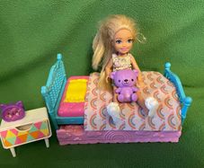 Barbie Chelsea sleepover set