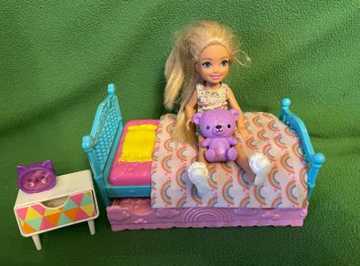 Barbie Chelsea sleepover set