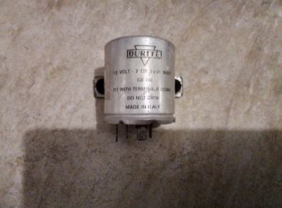 12 Volt Flasher unit.