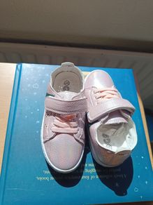 Children's shoes