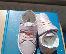 Children's shoes