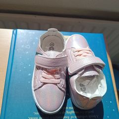 Children's shoes