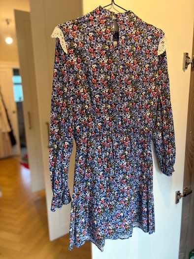 H&M Floral Lace.  Detail Dress   Vintage Prairie Style (Size [Insert Size