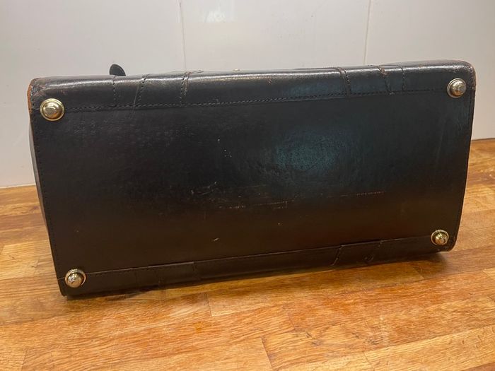 Vintage Black Leather Doctor's Bag / Gladstone Bag