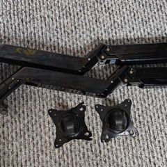 Dual arm monitor stand