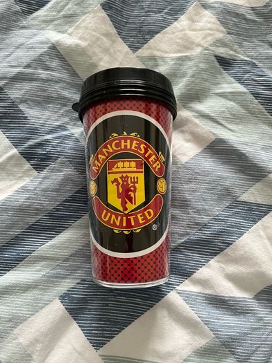 Manchester United travel mug
