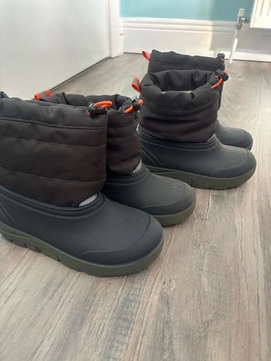 kids snow boots
