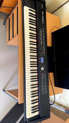 Roland Keyboard