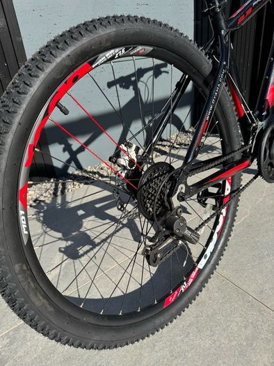 OYAMA FREEDOM 2.3 Mountain Bike Medium Frame Fully Serviced