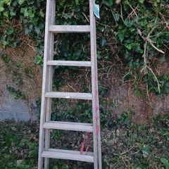 wooden step ladder