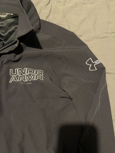 under armour jacket size S / M