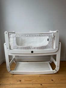 SnuzPod Bedside Crib white