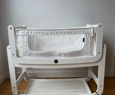 SnuzPod Bedside Crib white