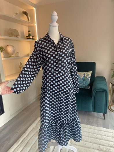 Ladies Black with Blue Polka Dot Long Dress from Primark. Size: Xs - UK 6-8 / EU 34-36