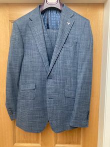 Mens suit