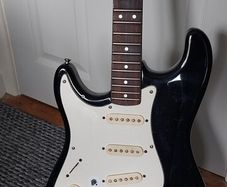 Encore left hand strat