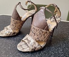 Jimmy Choo