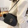 Black saddle crossbody bag Image 3
