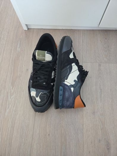 valentino trainers
