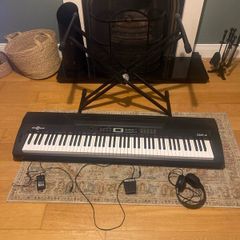 SDP-4 Gear4music keyboard