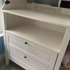 Changing table