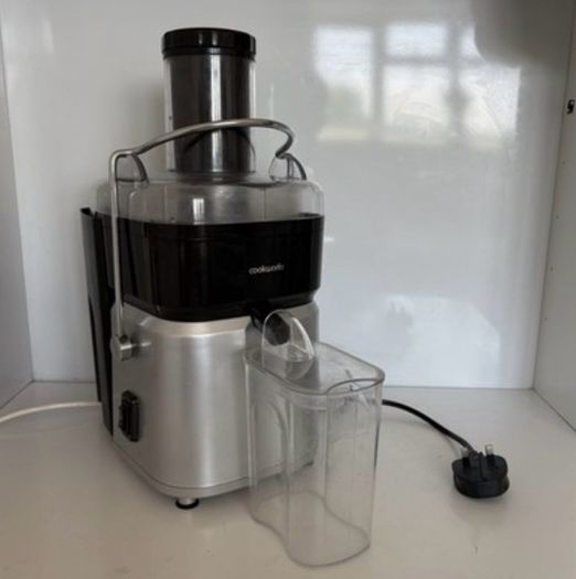 Whole Fruit Juicer