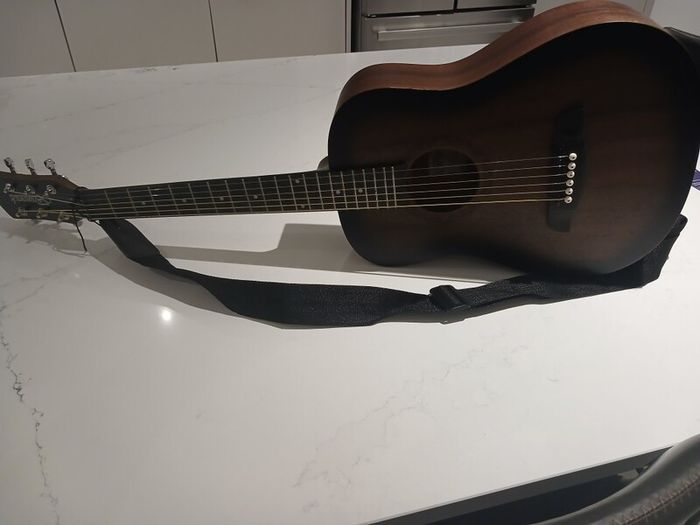 Guitar - Left Handrd