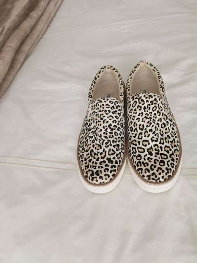 Shoe
