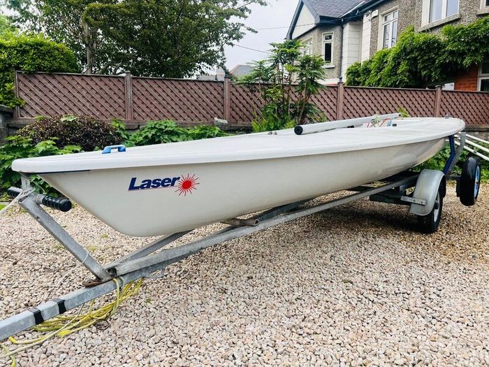 Laser sailing boat