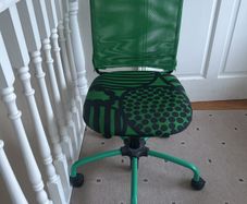 swivel desk chair