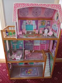 dolls house