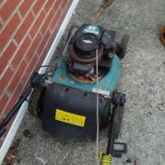 Matika petrol lawnmower