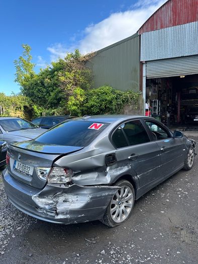 BMW 316d e90 breaking