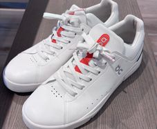 Men's trainers / On Roger limited edition
