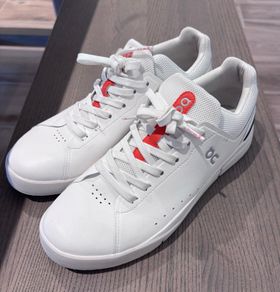 Men's trainers / On Roger limited edition