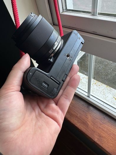 Fujifilm X-S10 (Mint, 3k shots) + Viltrox 35mm + 4 Lenses Bundle